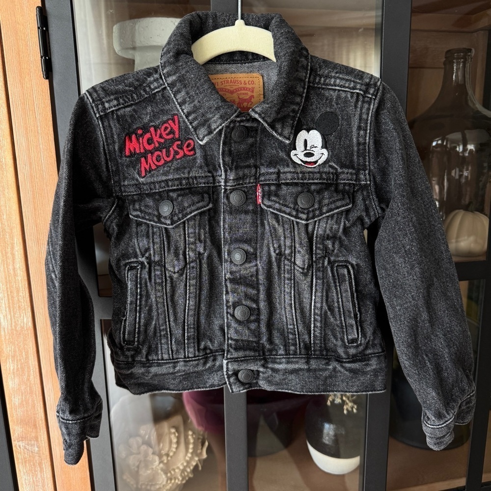 Levi’s Mickey Mouse embroidered denim jacket button toddler disney charcoal